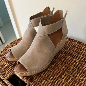 Kenneth Cole (Gentle Souls) - size 11 - never worn